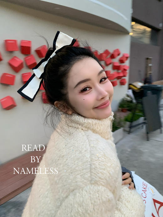 Read Nameless /意大利进口羊驼毛亮片编织羽绒服 商品图8