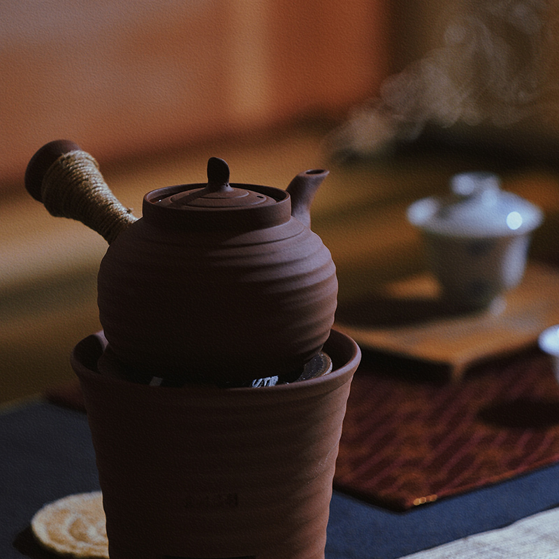 红泥风炉玉书煨 潮汕茶房二宝：红泥小炉/茶壶 枫溪老艺人黄树藩制（潮州枫溪圆通发货）