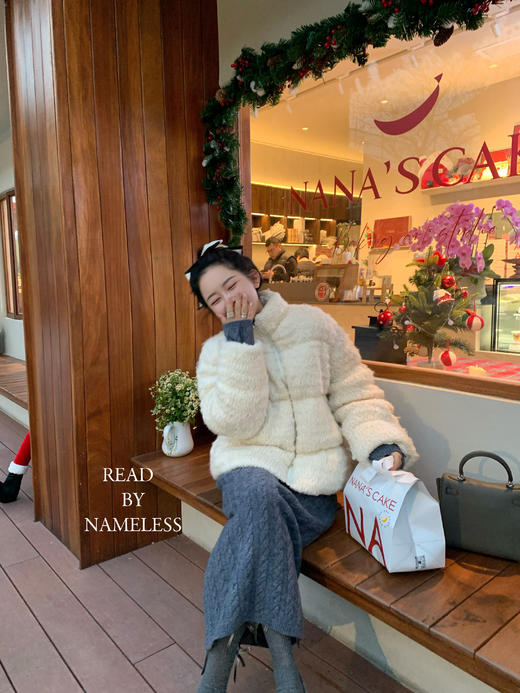 Read Nameless /意大利进口羊驼毛亮片编织羽绒服 商品图7