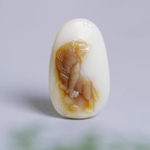 和田玉【虎虎生威】白玉俏糖色 商品图1