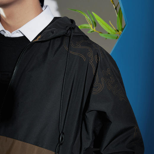 【特价】【非遗剪纸】柒牌男装连帽夹克男士外套秋季新款防风休闲上衣	125K70550 商品图2