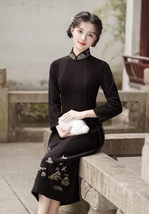 加绒加厚麂皮绒，长袖绣花改良旗袍裙GSJ-5532 商品图4