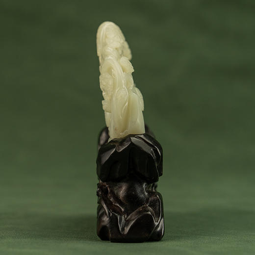 和田玉透雕松鹤延年山子摆件 商品图1