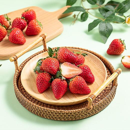 新鲜水果 柳陂红颜草莓 商品图1