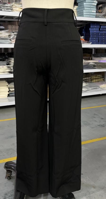 【内购不退换】臣禾黑色超模裤9214060276 商品图1