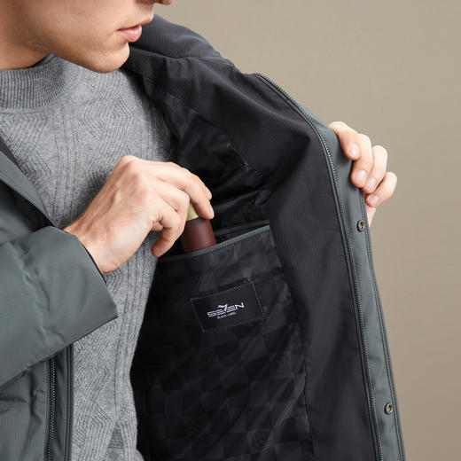 【90白鸭绒】柒牌可拆卸连帽羽绒服男冬季新款时尚条纹保暖厚外套	127E70010 商品图2