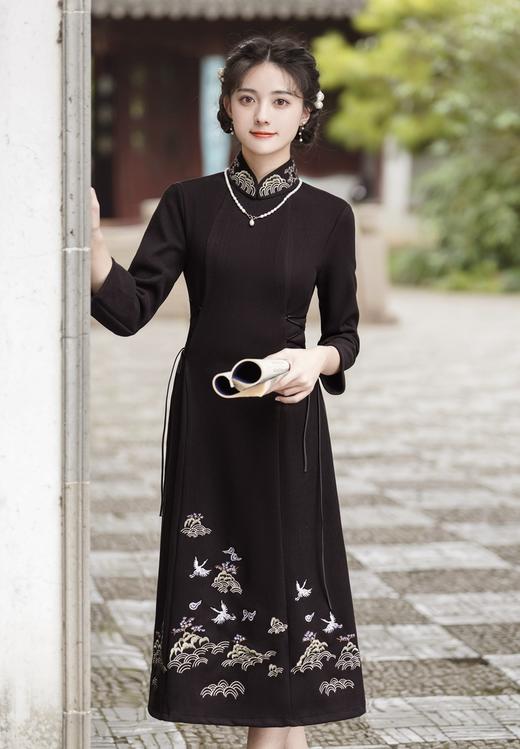 加绒加厚麂皮绒，长袖绣花改良旗袍裙GSJ-5532 商品图3