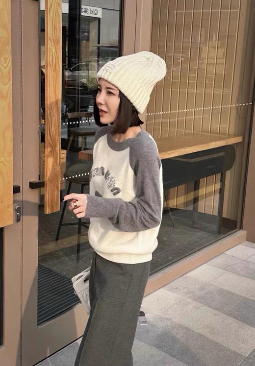 MM 2024春季新款 字母刺绣 插肩袖羊毛针织衫毛衣女 Z-11215 商品图7