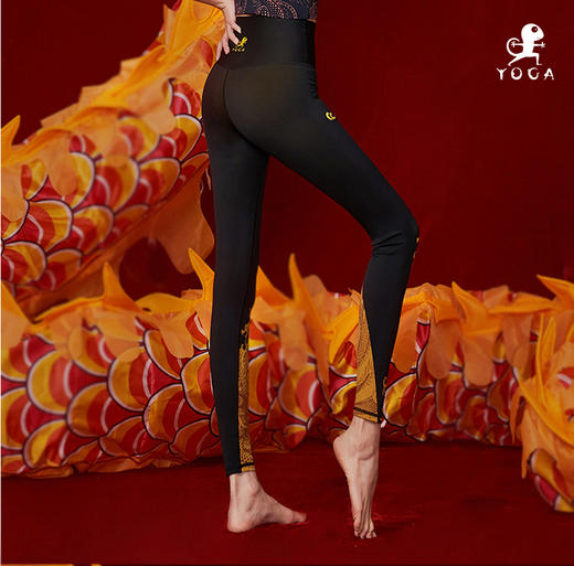 壁虎瑜伽【龙行天下-裤子】限量款印花瑜伽9分裤 【可定制】（标准码）清仓不退不换 商品图4