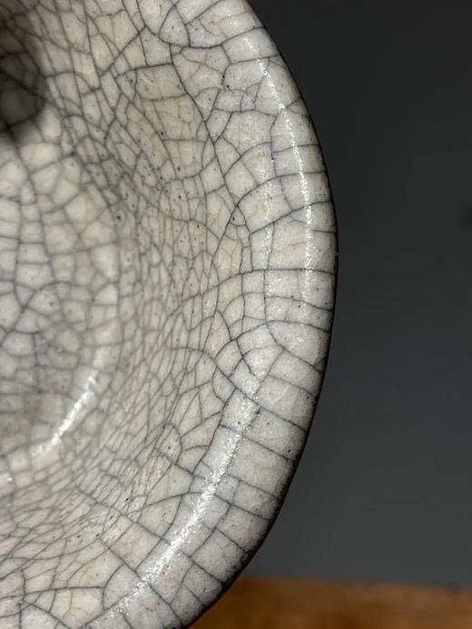 哥窑灰青釉海棠形四足炉，顺丰包邮 商品图12