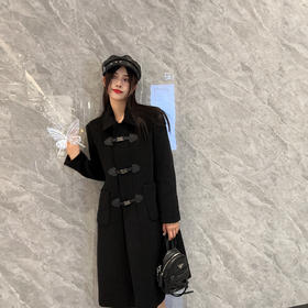 211WS百搭设计感扣子呢绒长外套31106（黑红） 冬季 311034032105