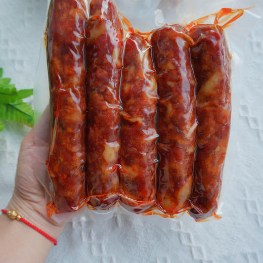 藏区藏黑猪肉香肠，腊肉，酱肉 甄选川西藏区海拔2000m以上、环境无污染的高原地区放养黑猪鲜肉制成 传统工艺 商品图9