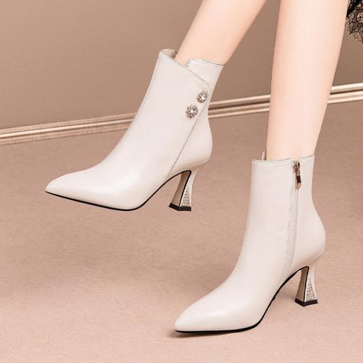 短靴女高跟黑色短筒皮靴子，新款女鞋米白色尖头低跟单靴水钻短靴HY-H2479 商品图0