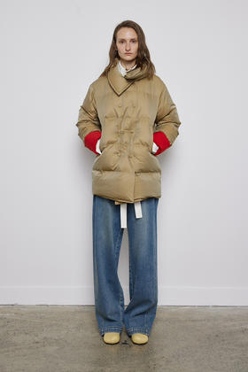 中长款立领羽绒服