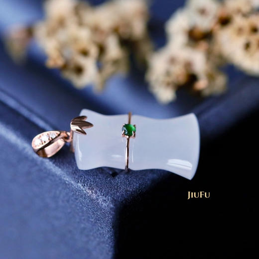 18K玫瑰金和田玉（白玉）镶钻竹节吊坠/竹节11*18mm 商品图5