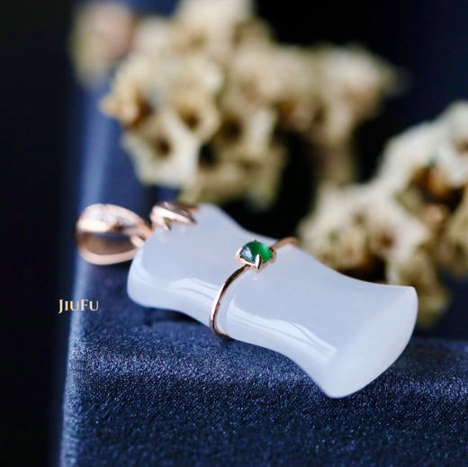 18K玫瑰金和田玉（白玉）镶钻竹节吊坠/竹节11*18mm 商品图4