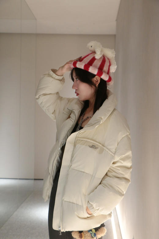 贴布印花羽绒服 商品图1