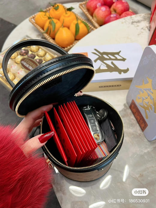 Lv发财桶 原厂皮 商品图3