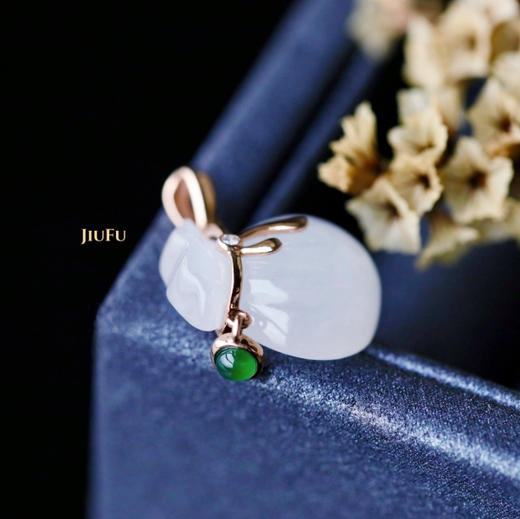 18K玫瑰金和田玉（白玉）镶钻福袋吊坠/福袋12*14mm/配镶钻石、翡翠 商品图4