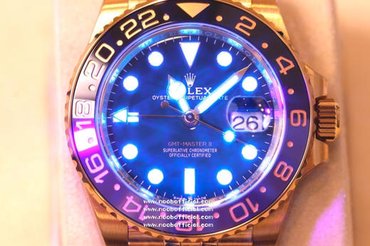 clean 劳力士GMT格林尼治升级版。采用正品一致904L钢材，一体成形的陶瓷白金字体圈口与正品一致。全新3285一体机芯 商品图12