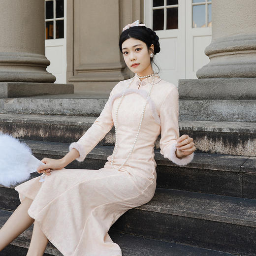 粉色旗袍年轻款修身气质少女，加厚鱼尾改良小个子旗袍KK1015 商品图1