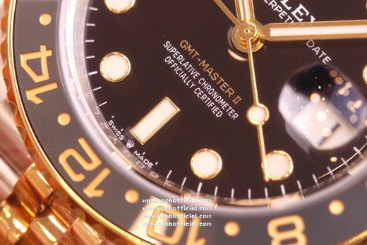 clean 劳力士GMT格林尼治升级版。采用正品一致904L钢材，一体成形的陶瓷白金字体圈口与正品一致。全新3285一体机芯 商品图13