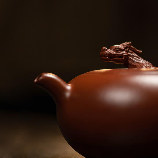 龙德堂陶艺 汤宣武制《祥龙纳福-贺岁作品》原矿大红袍 270cc 库存请咨询客服 商品图3