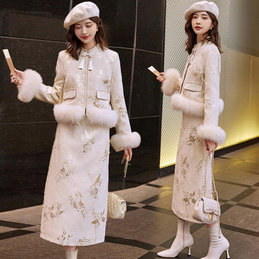 新款冬装，白鸭绒真狐狸毛新中式盘扣羽绒服套装（配真毛领配袖毛）HR-YJLY9029 商品图1