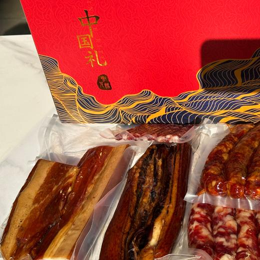 藏区藏黑猪肉香肠，腊肉，酱肉 甄选川西藏区海拔2000m以上、环境无污染的高原地区放养黑猪鲜肉制成 传统工艺 商品图3