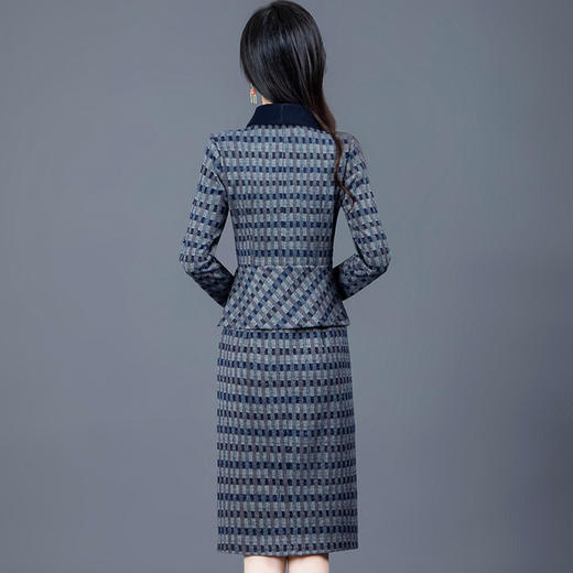 QYM-1582蓝色格纹连衣裙2023年新款假两件收腰中长款职业女装连衣裙 商品图2