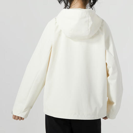 安德玛（UNDERARMOUR）外套女 户外晨练跑步休闲运动服加绒保暖梭织连帽夹克 23600402 商品图1