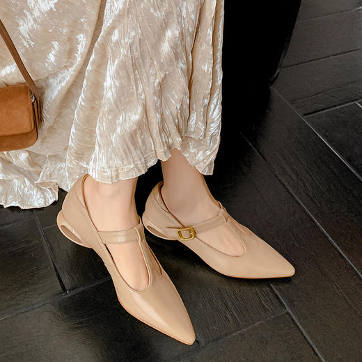 新款上新，法式尖头纯色扣带单鞋ML-m1897 商品图7