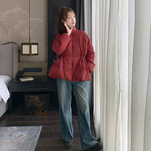 大红色轻薄短款盘扣羽绒服女宽松显瘦冬季2023年新款小个子设计感QQGZ-6630 商品图3