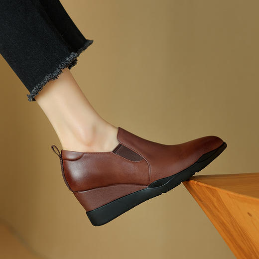 舒适简约，尖头里外全皮坡跟一脚蹬单鞋BXJ-379-1 商品图9