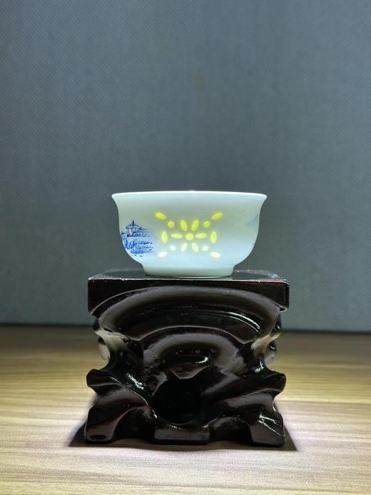 景德镇陶瓷 国瓷红叶 8头釉下手绘七彩山水玲珑茶具 商品图4