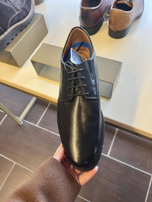 Clark 男士复古皮鞋👞质感超级好半价¥599直邮到手！下单找码 商品图2