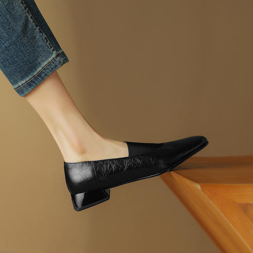 舒适简约，平头纯色真皮低跟单鞋SSS5796 商品图2