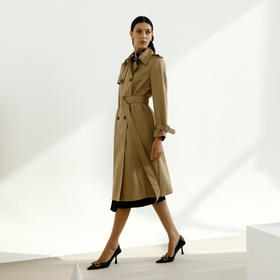 卡莉朵拉风衣C27A7605