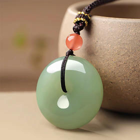 和田玉平安扣吊坠