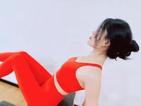 爆款好货 新年经典款 纯色双带短背心-亮红