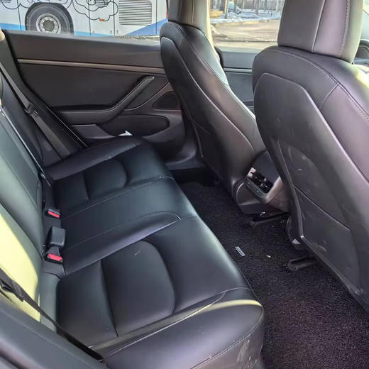 特斯拉 Model 3 标准续航后驱升级版【长租-北京】 商品图6