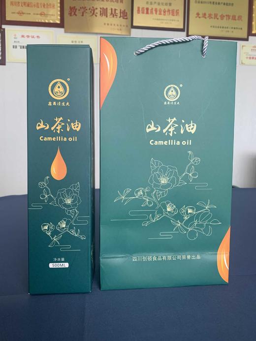 鑫酉清道夫山茶油 单支礼盒 商品图1