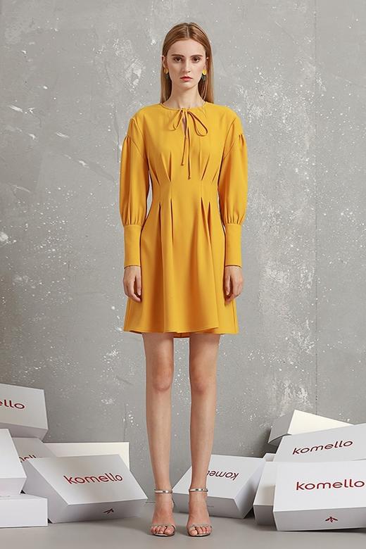 komello 黄色收褶灯笼袖连衣裙 14912 商品图0