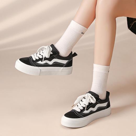 ZHR撞色拼接厚底板鞋女2023新款学院经典黑白运动休闲鞋韩版百搭 商品图1