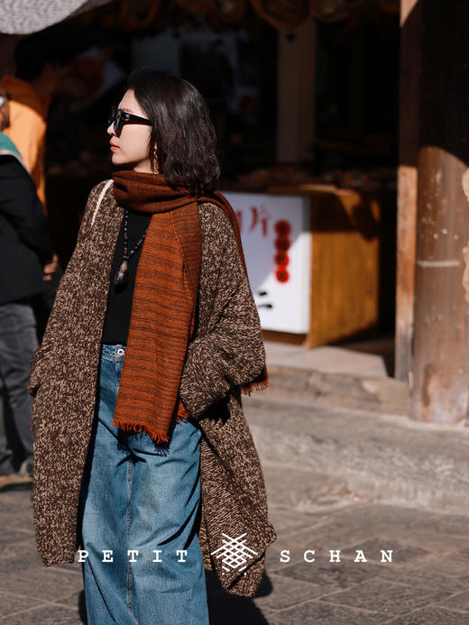 PETIT SCHAN小闪 CLO#413 Neck and neck 不分上下 牦牛绒手纺纱纯手编针织开衫大外套 商品图7