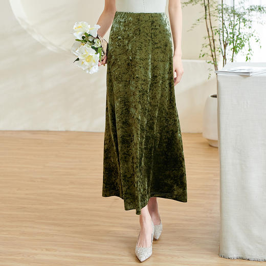 剩S/M 米思阳2025秋季新款复古法式丝绒半身裙高腰亮面修身弹力长裙0208 商品图2