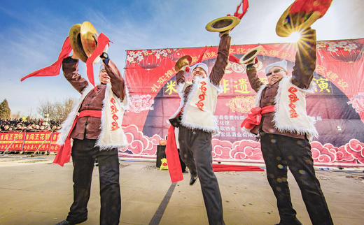 2月民俗节庆——欢欢喜喜去陕北榆林过大年： 陕西横山牛王会、碛口“闹元宵”、波浪谷、安塞腰鼓风光民俗7天摄影团 商品图4