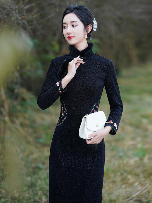 MY秋冬改良旗袍女长款复古民国黑色刺绣少女高端气质名媛连衣裙加厚 商品图3