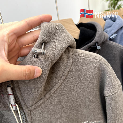 新增夹克外套！超帅气❗️出口订单！挪威远征科考队专用【情侣款5色立领、连帽摇粒绒户外功能性外套】防寒抗寒零下-15度❗️冬天行走的小暖炉 ✅源头工厂直发！无中间多层差价，市面上最低！重点：超厚款 商品图11