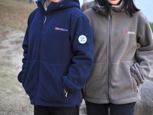 新增夹克外套！超帅气❗️出口订单！挪威远征科考队专用【情侣款5色立领、连帽摇粒绒户外功能性外套】防寒抗寒零下-15度❗️冬天行走的小暖炉 ✅源头工厂直发！无中间多层差价，市面上最低！重点：超厚款 商品图8